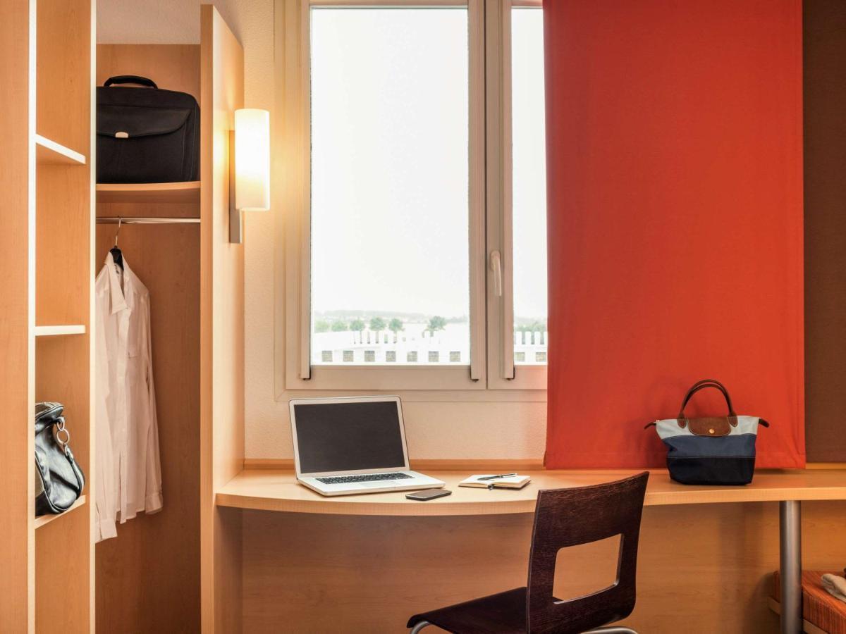 Ibis Marne La Vallee Val D'Europe Montevrain Exterior photo
